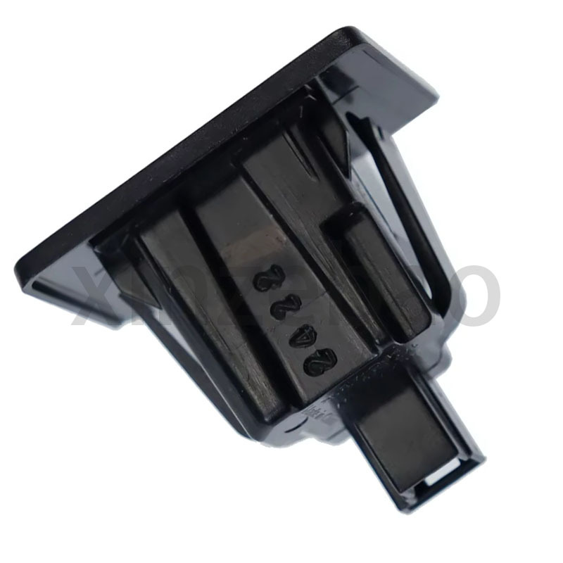 0009063208 0009062903 0999061504 Is Suitable for Mercedes-Benz A-Class and C-Class Rear License Plate Light