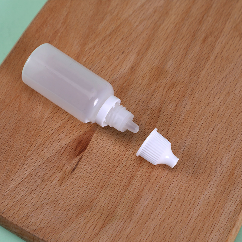 En stock al por mayor 5 10 15 20ml imitación gotas para los ojos botella squeeze botella sub-botella de plástico