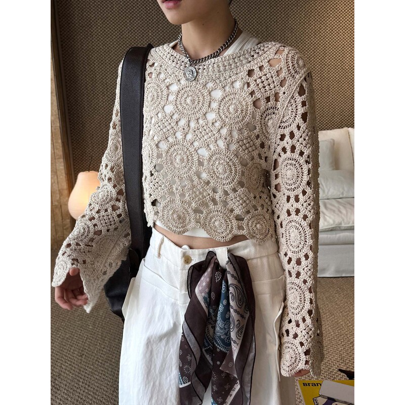 Auraspectrum Spring New Style Crochet Hollow-Out Slimming Short Knit Top Bohemian Style Blouse for Women