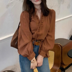 气质女士上衣2025早秋轻奢高级感巨好看时尚洋气时髦超火咖色衬衫