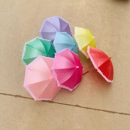 Children's Cartoon Small Umbrella, Boys and Girls Umbrella, Dance Prop Umbrella, Mini Toy Umbrella, 0-3 Years Old Baby Umbrella Children's Cartoon Small Umbrella, Boys and Girls Umbrella, Dance Prop Umbrella, Mini Toy Umbrella, 0-3 Years Old Baby Umbrella