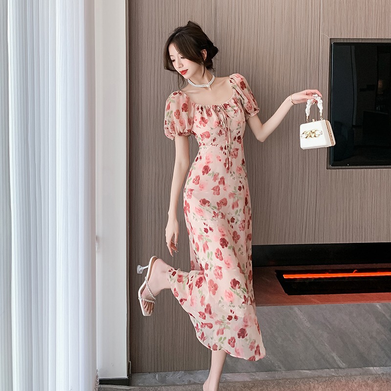 French Hepburn Style Artistic Mori Style French Long Dress Stunning Rose Square Collar Floral dress Women's Summer