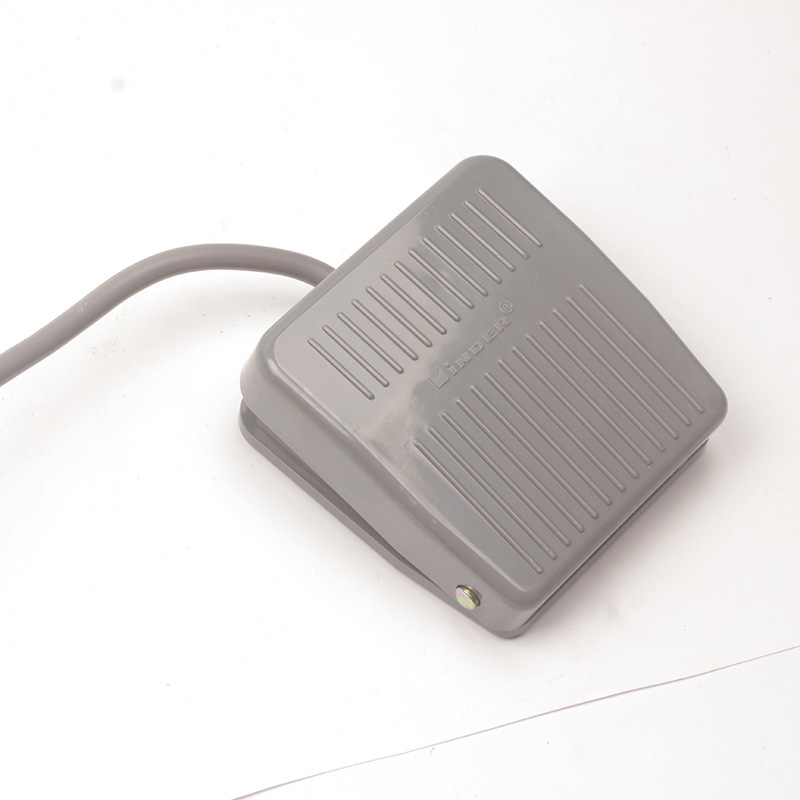 明德脚踏开关 MDFS-201 带线头正方型壳铁 FS-201 MINDER