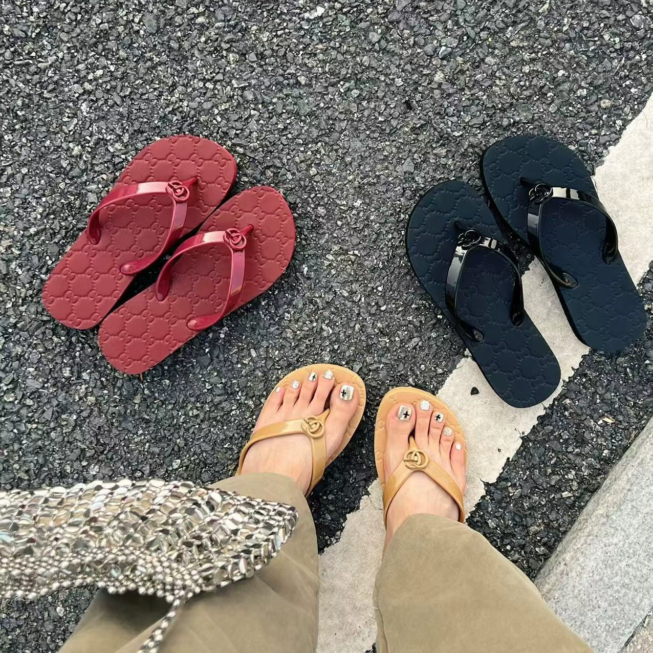 ZHETAO2024 новые ножки тапочки модная плоская подошва сплошной цвет праздник пляжные ножки повседневные шлепанцы