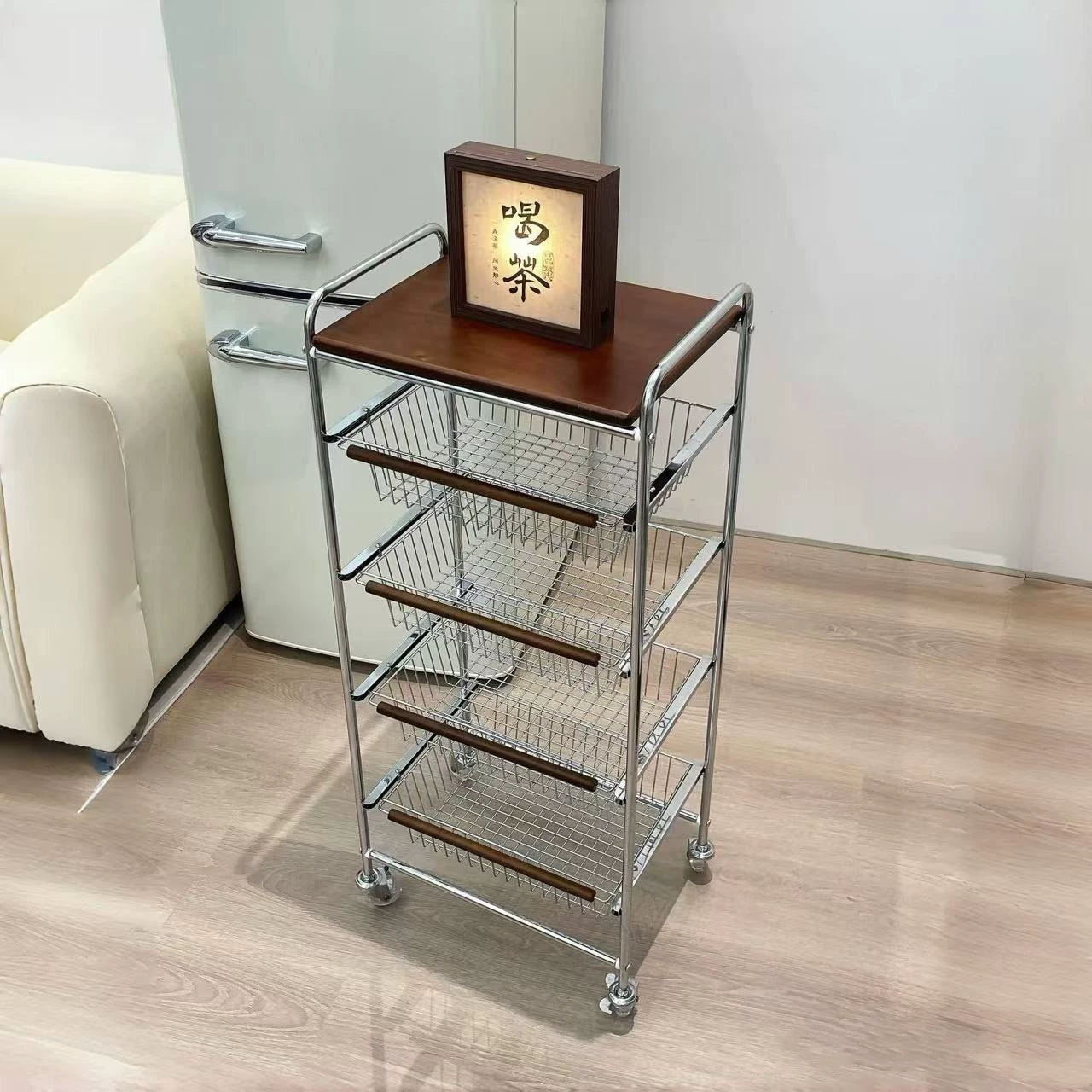 Срединный стиль металлическая стойка многослойная стойка для хранения Гостиная кухня стеллаж съемная маленькая тележка