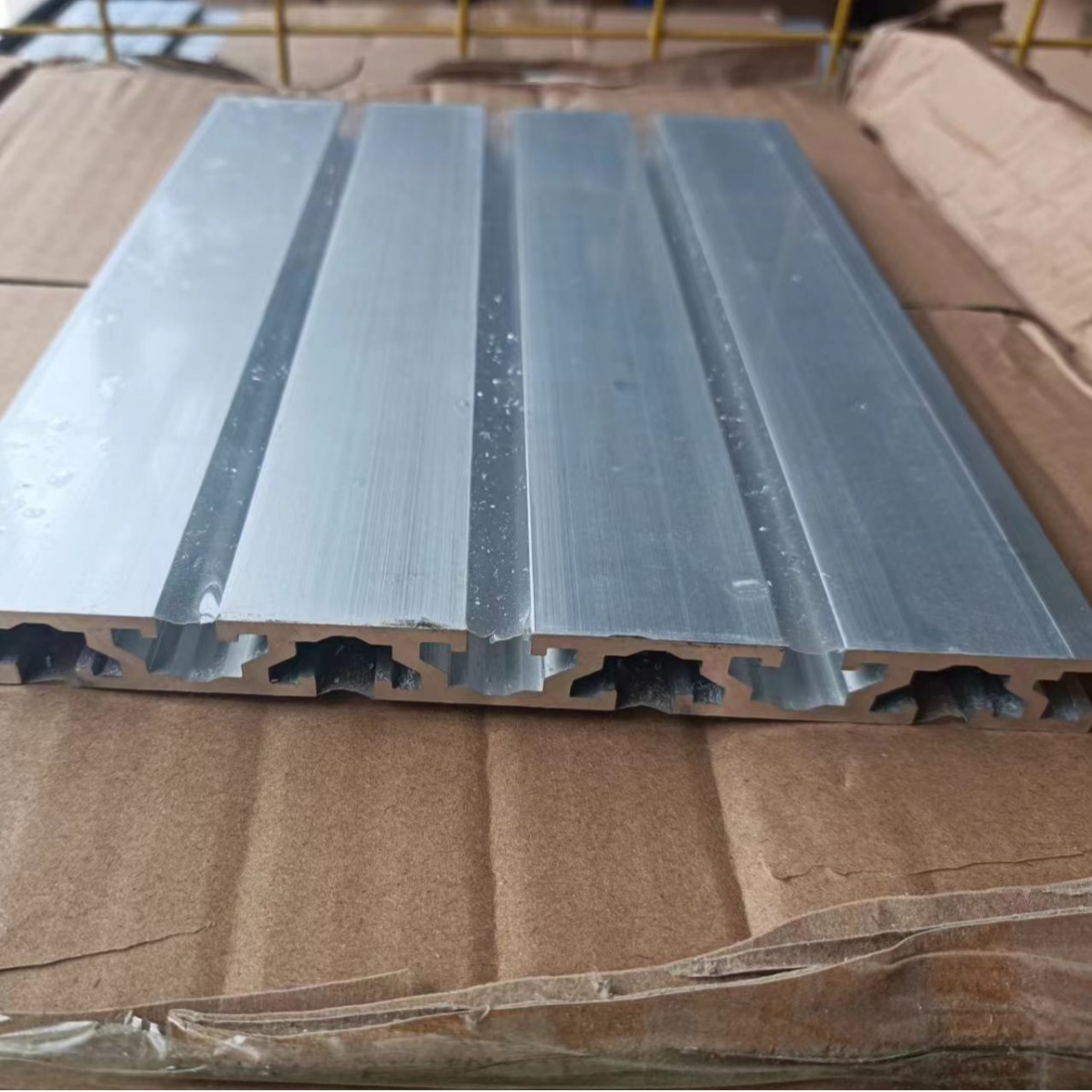 现货清仓2518铝型材 雕刻机台面板铝合金导轨重型欧标铝型材