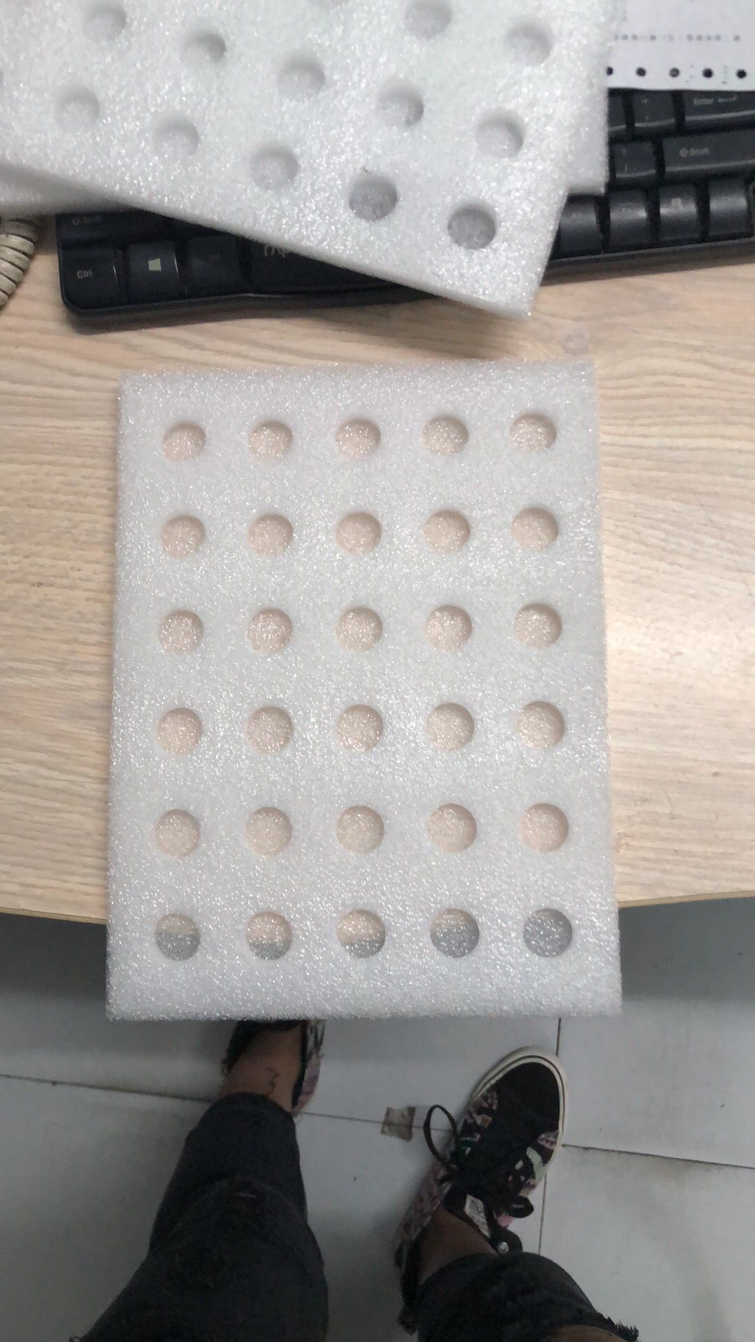 厂家供应仪器缓冲快递包装珍珠棉成型异形/瓶子快递缓冲珍珠棉