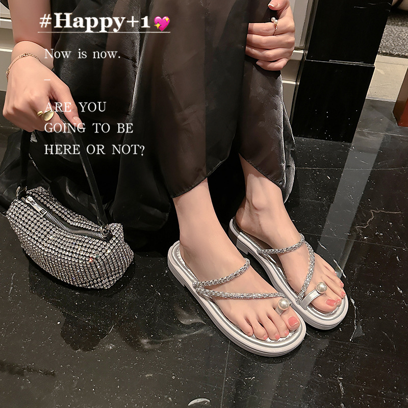 El mismo estilo de Su Yinyin, hojaldre de perlas, chanclas de perlas, sandalias de playa planas, zapatillas de mujer, verano