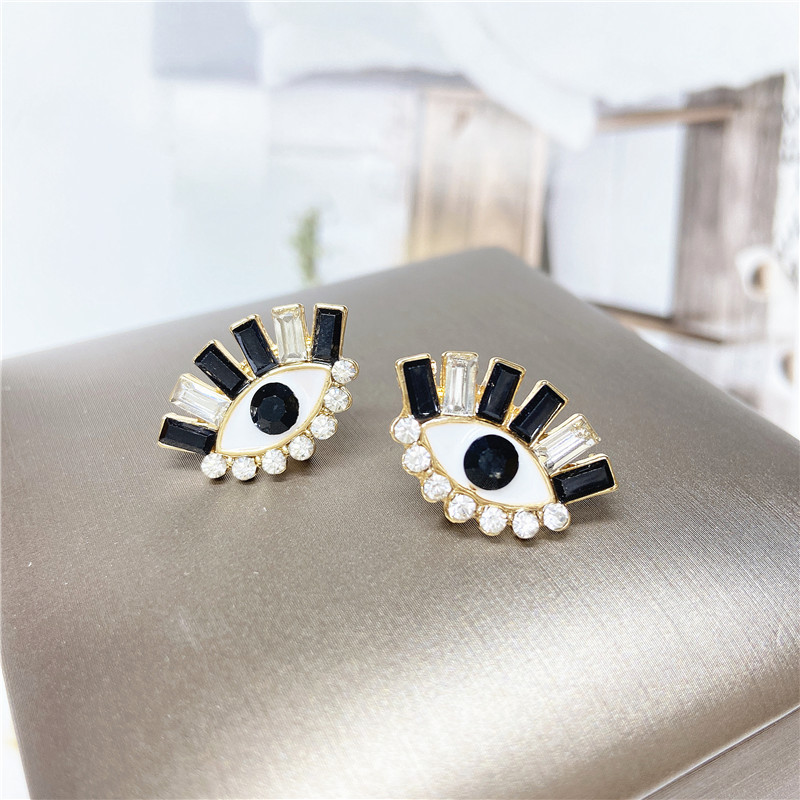 Nihaojewelry Jewelry Wholesale Fashion Funny Eye Stud Earrings display picture 6