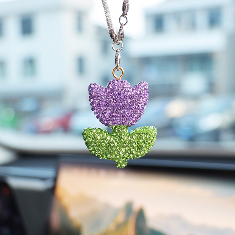 Creative Diamond-Encrusted Sparkling Tulip Flower Keychain for Girls, High-Value Bag Pendant, Car Hanging Ornament