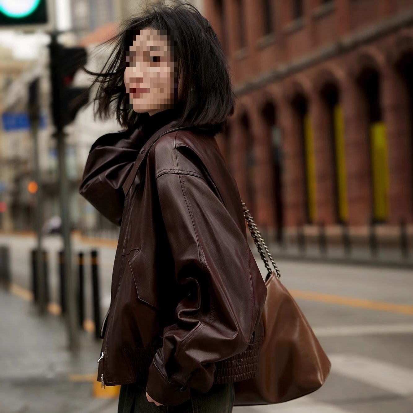 海宁皮衣外套女装秋季新款短款夹克复古时尚休闲机车上衣