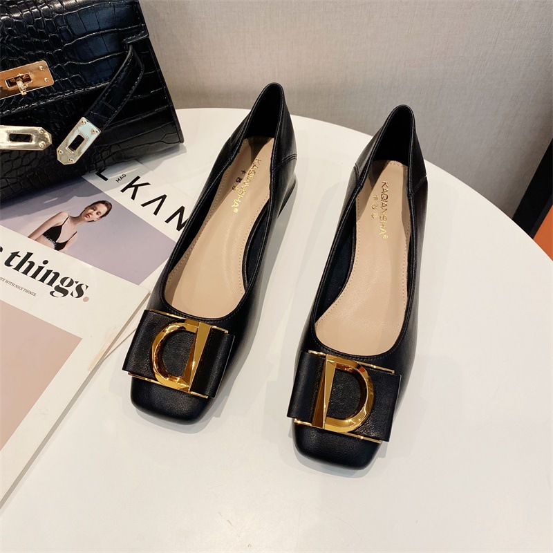 2023 summer new low-heeled solid color shallow mouth single shoes women's metal buckle Korean leather shoes women_voghion.com