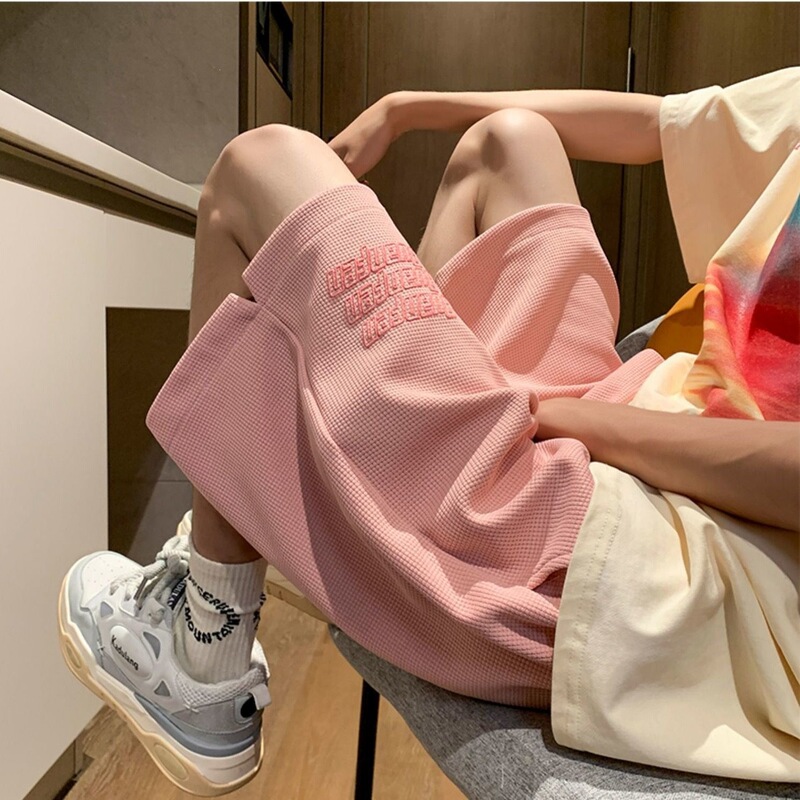 American-Style Pink Sports Shorts for Men and Women, Summer Casual Loose-Fitting Shorts for Basketball and Running, Trendy Five-Point Mid-Length Shorts