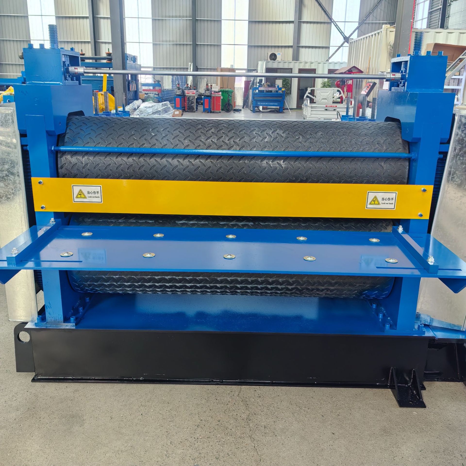 Anti-Skid Embossing Machine Stainless Steel Plate Aluminum Plate Galvanized Plate Embossing Machine Concave and Convex Pattern Metal Plate Anti-Skid Knurling Machine
