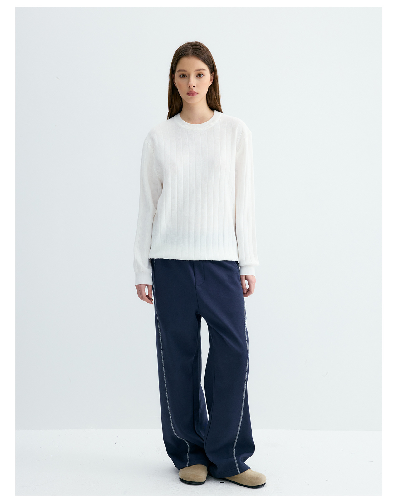 UNF 250g Loose Crew Neck Knit Sweater