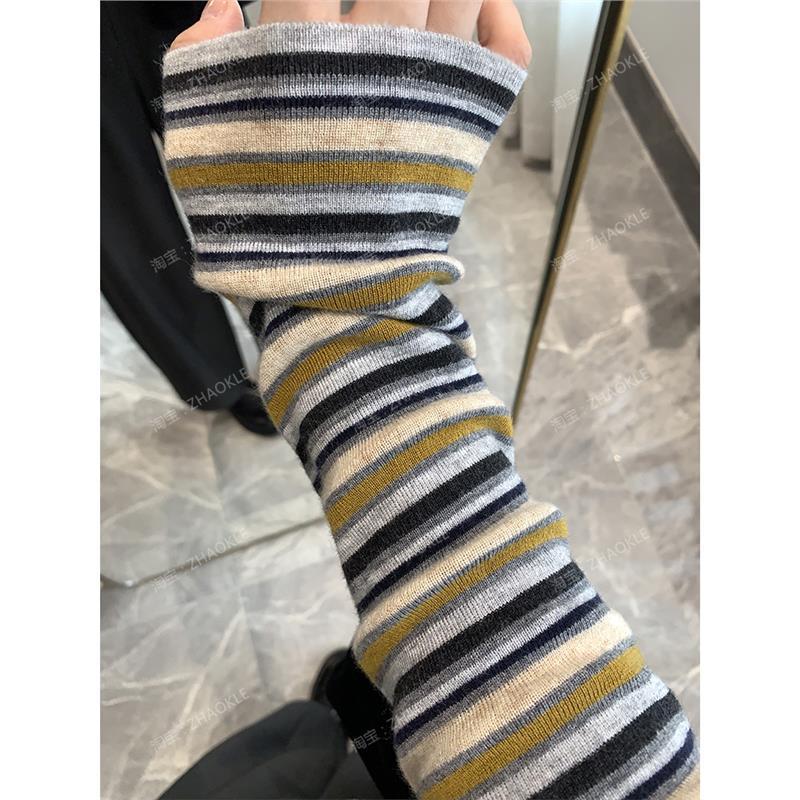 时髦复古！含桑蚕丝超柔软亲肤大V领显瘦条纹长袖针织开衫短款秋|undefined