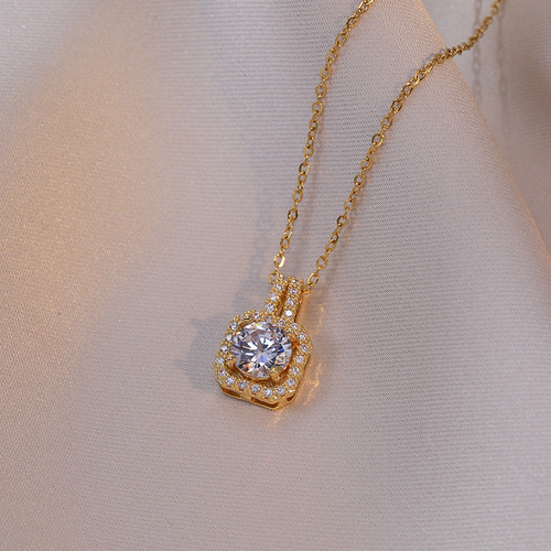 Necklace for Women, Influencer Sweet and Cool Style, Square Bag Sapphires, Geometric, Niche, Light Luxury, New Design, Pendant, Titanium Steel Necklace