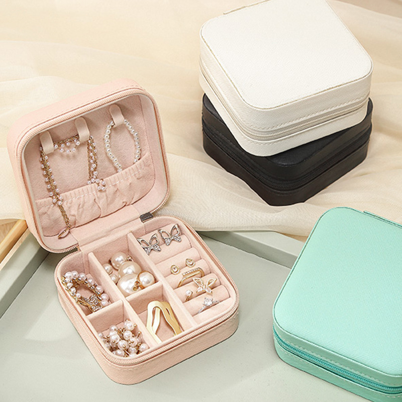 Suministro directo transfronterizo de cajas de joyería de alta calidad, cajas portátiles para anillos, cajas para pendientes, cajas de almacenamiento de joyería para viajes.