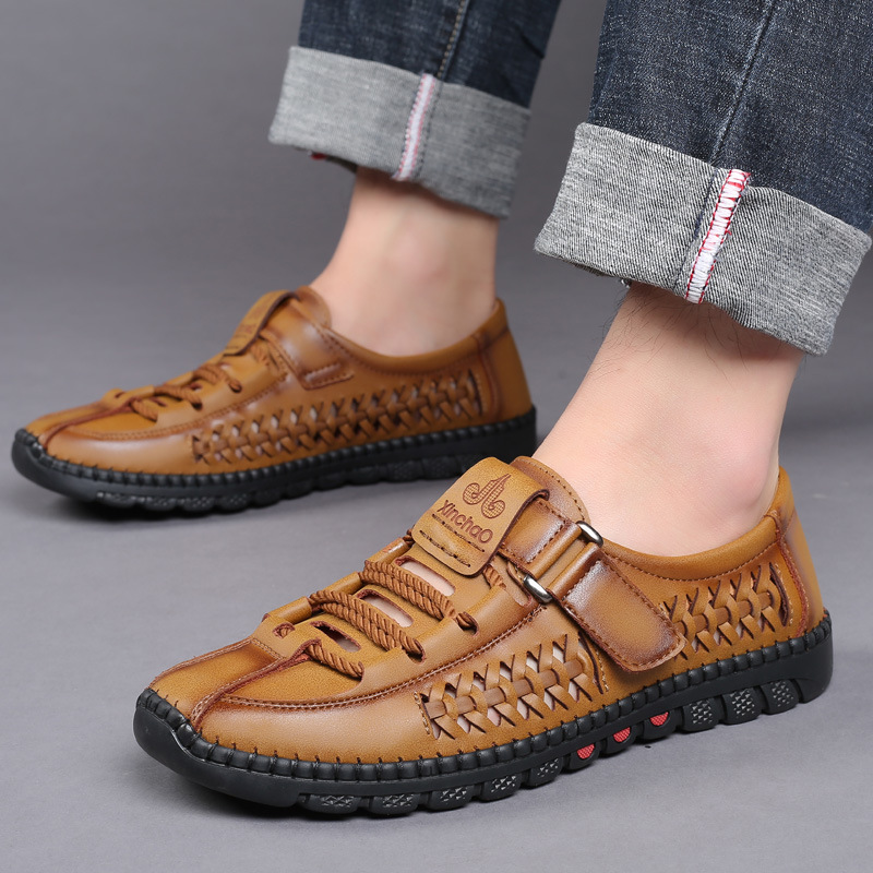 Sandalias de cuero de los hombres de verano hueco transpirable agujero zapatos de fondo suave superficie suave zapatos de cuero hechos a mano de los hombres del comercio exterior zapatos de los hombres al por mayor