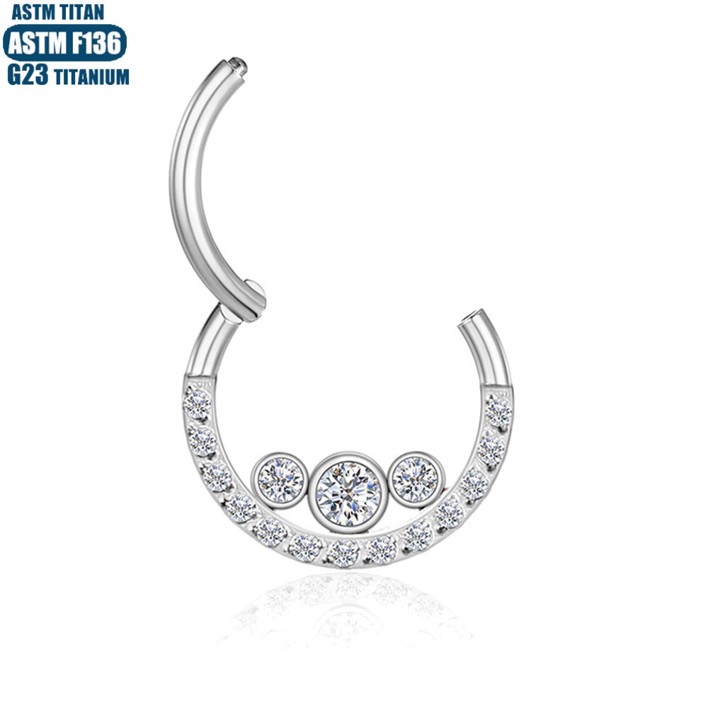 16G labret stud size and finish detail