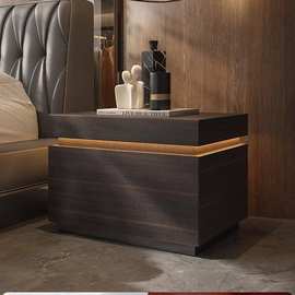 SRKYQ-M8026#卧室床头柜意式极简设计师新款烟熏色带灯