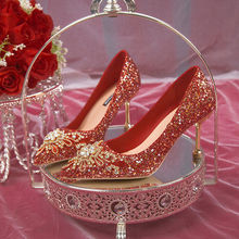 UNMUN红色婚鞋新娘鞋秀禾婚纱两穿年新款细跟法式cm低跟高跟鞋女