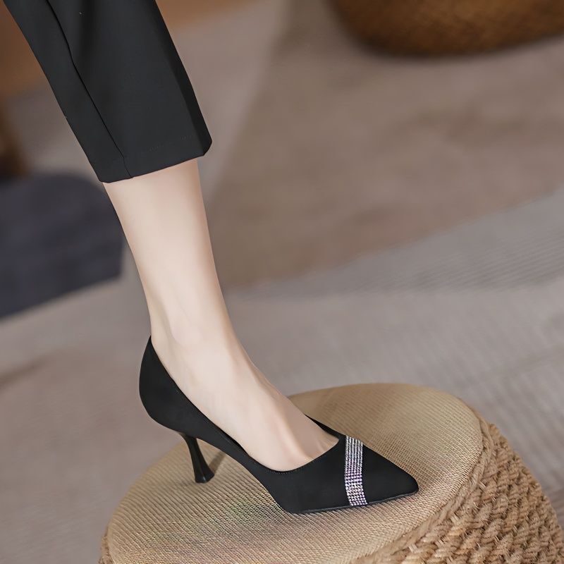 French-Style Black High-Heeled Shoes for Women, New Spring and Autumn Models, Elegant Pointed-Toe Shoes, New Style with Rhinestone Stiletto Heels