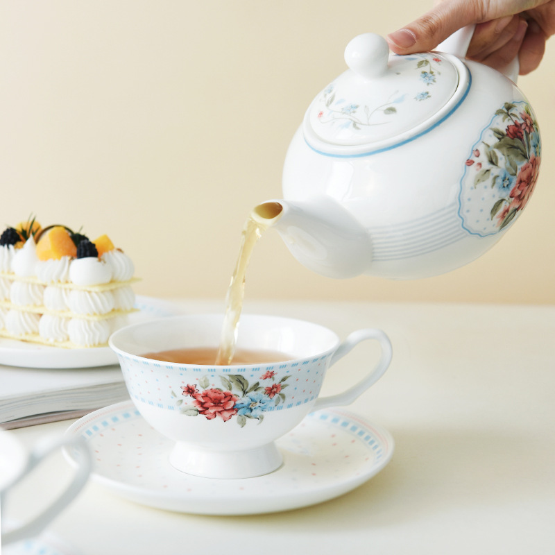 Set de té de la tarde tetera cerámica inglesa estilo europeo hogar hueso de flores vasos de porcelana platos frutas té de camellia hogar