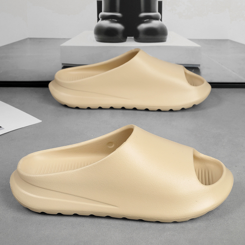 2025 verano EVA pisando las pantuflas de mierda, los hombres usan deportes de coco, sandalias antideslizantes, zapatos de playa al aire libre