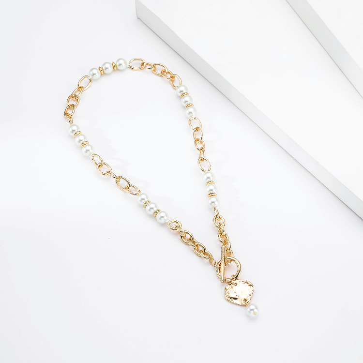 Simple Pearl Chain Ot Buckle Necklace display picture 10