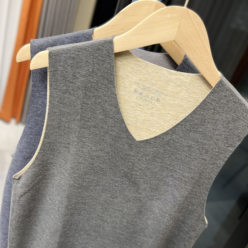 Thermal power seamless warm vest wholesale men's autumn and winter V-neck wool silk velvet warm vest 1592