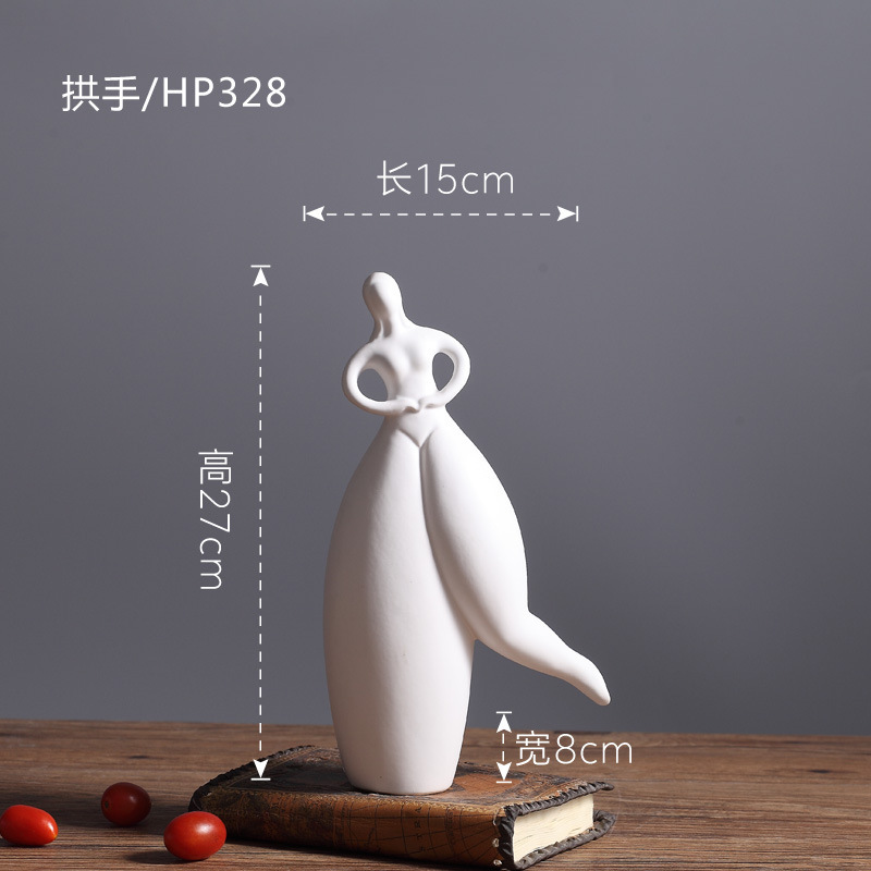 リビングルームの置物は軽くて豪華で高級な雰囲気のお酒棚の装飾品です。