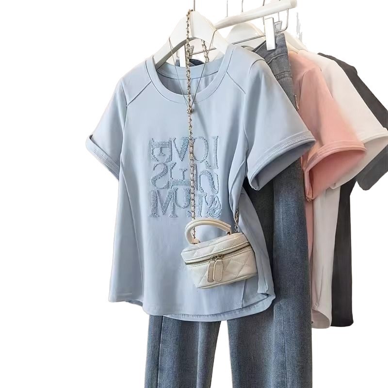 大きいサイズの文字刺繍入りフィッシュボーン半袖Tシャツ女性用2025年夏新作ファットmmルーズスリミングトップ女性用|undefined