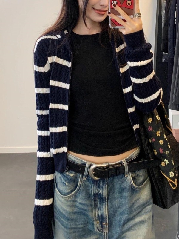 藏青色条纹连帽麻花针织开衫外套女韩系氛围感早秋季穿搭毛衣上衣|undefined