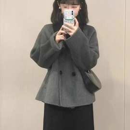 灰色短款呢子大衣女秋冬娃娃领复古加厚小个子韩系赫本风毛呢外套