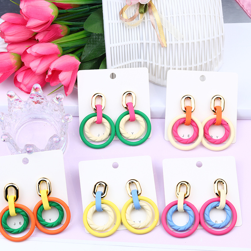 Sweet Round Arylic Spray Paint Women's Drop Earrings display picture 2