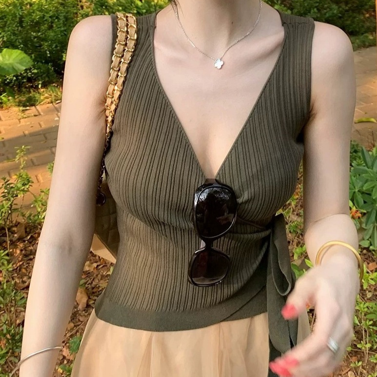 【Fart Shop】Green Olive One-Piece Cross V-Neck Tie-Up Vest for Women, Spring and Summer Irregular Top 【Fart Shop】Green Olive One-Piece Cross V-Neck Tie-Up Vest for Women, Spring and Summer Irregular Top