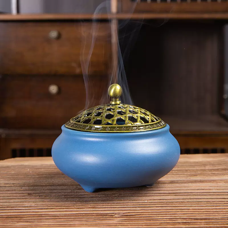 批发德化陶瓷香炉家用仿古三足熏香文房摆件光釉粗陶冰裂防烫提盖