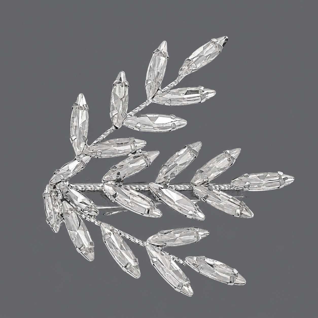 Horquilla de zirconio de lujo ligero europeo y americano con incrustaciones de diamantes, pinza de pelo de alta gama para mujer, suministro mayorista transfronterizo directo de fábrica.