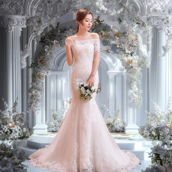 2024 New Cross-border Wedding Dress Bride Vintage off-shoulder Fishtail Trailing Wedding Dress Short-sleeved Slim-fit Simple Travel