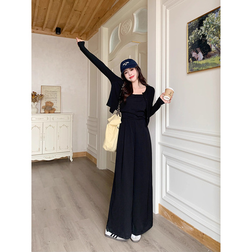 Improved model. Please look at the real Hepburn style high-end suit before placing an order. Summer new style, waist waist, and slimming.