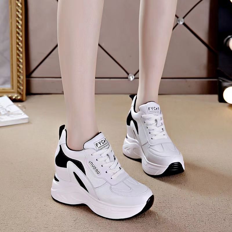 2024 otoño nuevos zapatos de altura de mujer zapatos blancos de suela gruesa de 8 cm zapatos de deporte transpirables de mujer