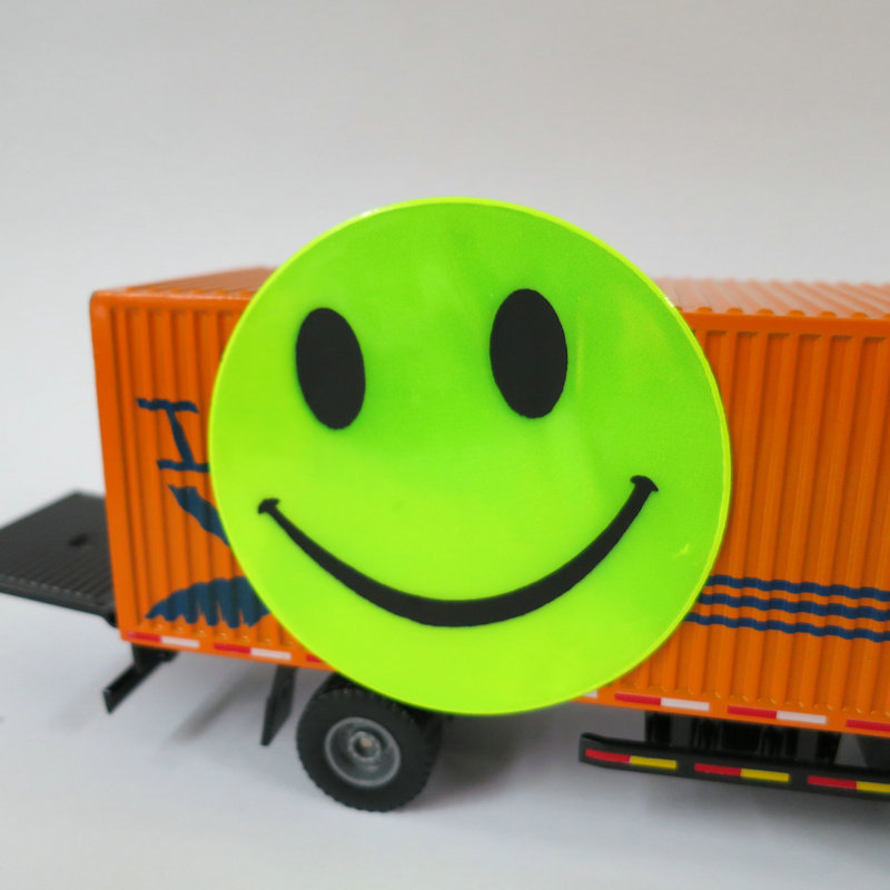 交通安全警示反光贴学生书包反光带套餐笑脸反光贴片夜光贴纸