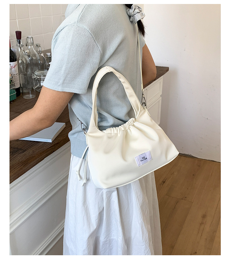 New 2025 Pleated bag for women, large-capacity, fashionable and versatile shoulder bag, nylon fabric casual commuting crossbody bag for women undefined