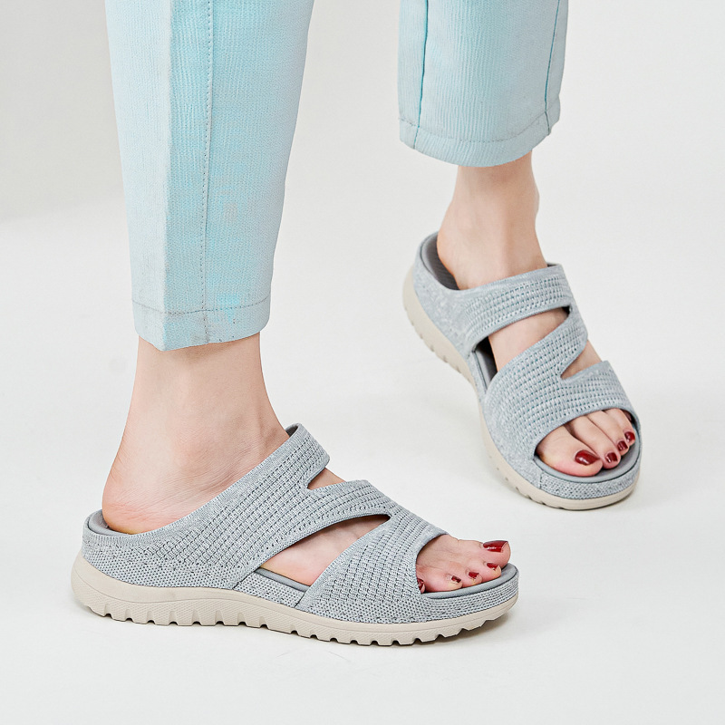 L1902 - 3 Amazon Europa y los Estados Unidos sandalias deportivas casuales nuevas 2025 velcro hueco grueso zapatillas de mujer frías