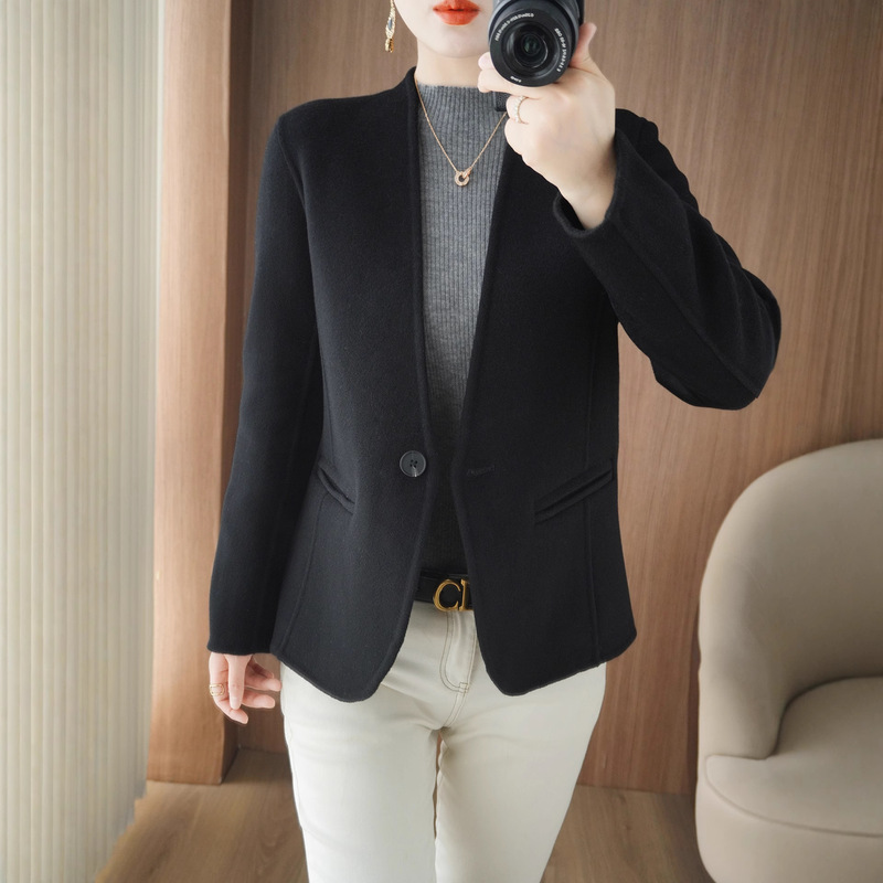 100% Wool Double-Sided Cashmere Outwear, Feminine and Fashionable Woolen Short Wool Outwear for Small People, Slim Suit