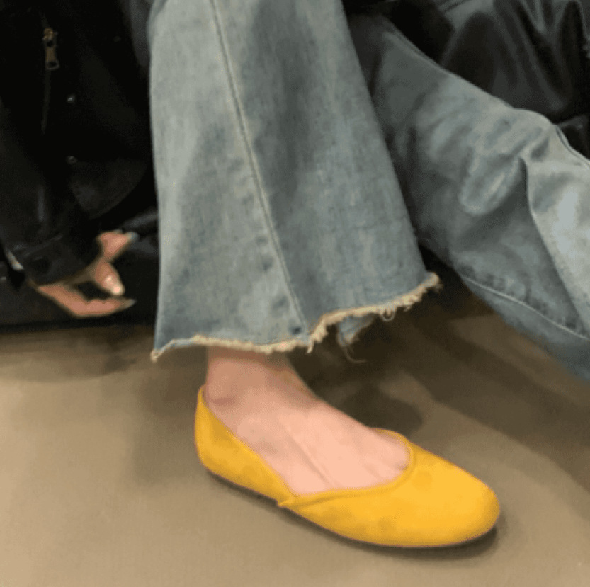 Zapatos retro suaves de camisa, zapatos de mujer nuevos zapatos rojos blancos claros con zapatos de falda única