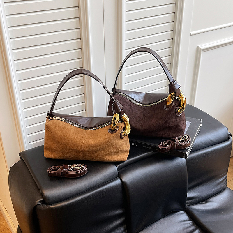 2025 Autumn and Winter New Pillow Bag Fashion Casual Personality Trend Shoulder Bag Texture Casual Women's Crossbody Bag