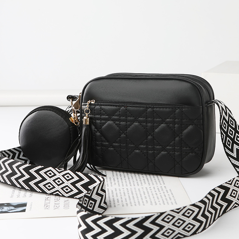 女包2025新款秋冬小方包韩版简约单肩包零钱包质感洋气斜挎小包包