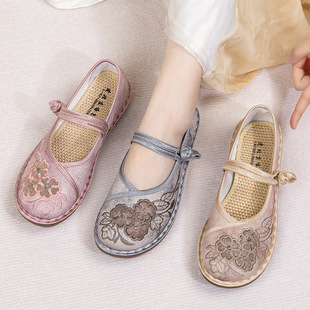 Young old Beijing cloth shoes 2025 new mother shoes new Chinese shoes women's shoes with skirt foreign style all-match